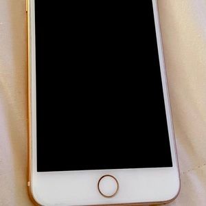 iphone 8+ in good condition used just upgraded nothing wrong with it no contract